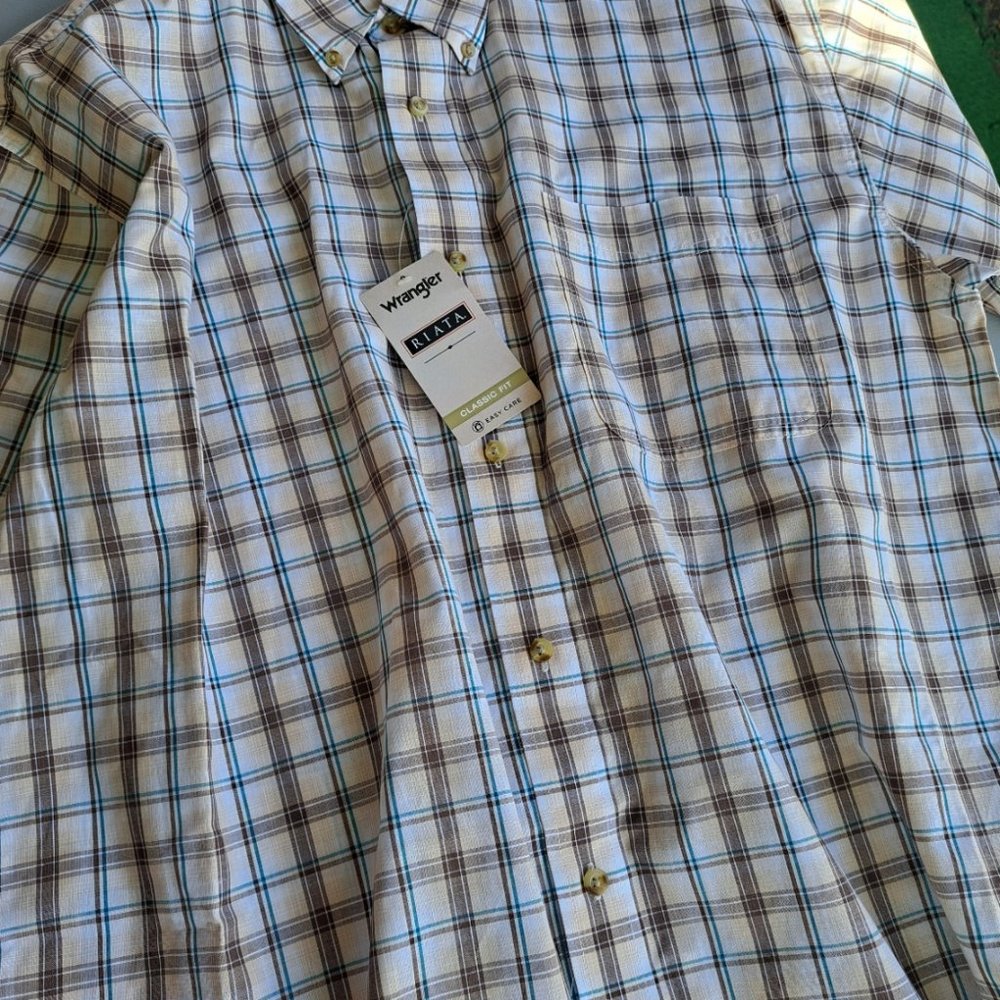 Wrangler button-up shirt